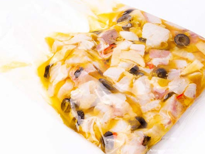 Sous vide gegaarde kingfish met artisjok en olijf