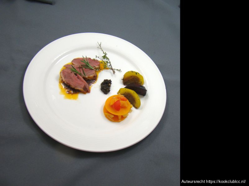 Eendenborst met olijven en pompoenchutney