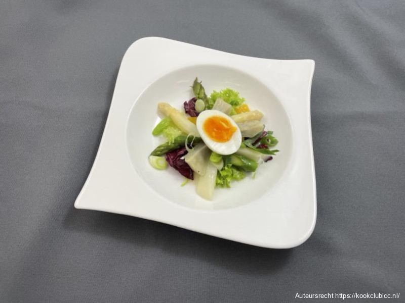 Koninklijke aspergesalade