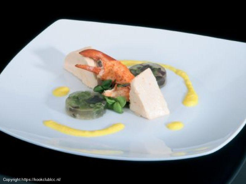 Kreeftenmousse met kreeftengelei en vadouvan mayonaise