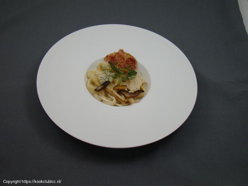 Noedels met coquilles en parmaham 
