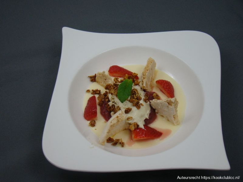 Crémeux van witte chocolade, compote van rabarber en ijs van olijfolie
