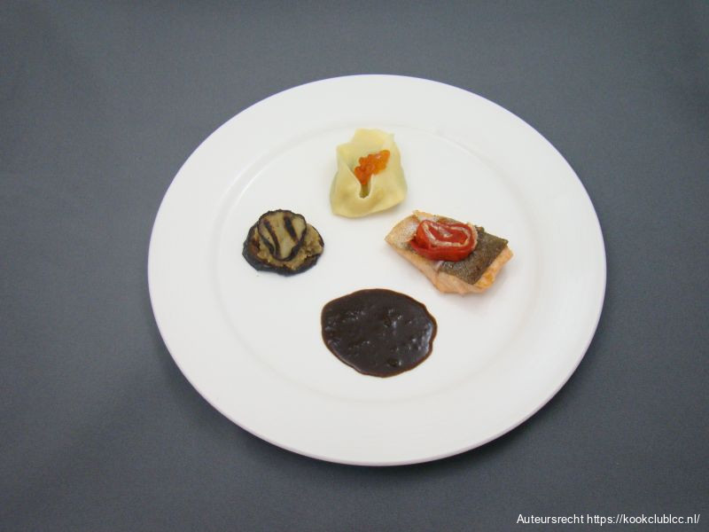 Tortellini met zalmforel, rouleaux en auberginekaviaar